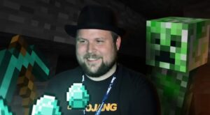 Позавчера свой день рождения отмечал Нотч — создатель Minecraft PE!